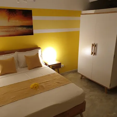 Ferienwohnung Casa Frangipani Mauritius Trou d'Eau Douce Exterior foto
