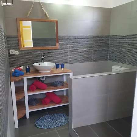 Ferienwohnung Casa Frangipani Mauritius Trou d'Eau Douce Exterior foto